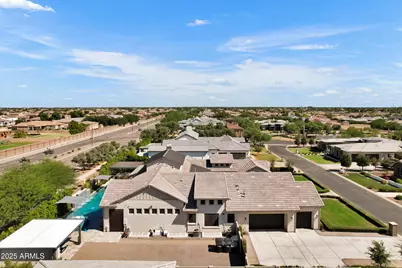 2652 E Pelican Court, Gilbert, AZ 85297 - Photo 7