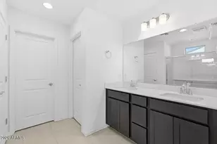 25228 N 165th Ln, Surprise, AZ 85387 - Photo 17