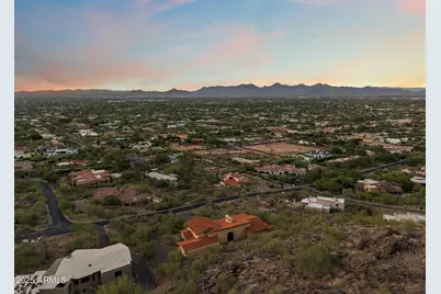 6349 E Hummingbird Lane, Paradise Valley, AZ 85253 - Photo 13