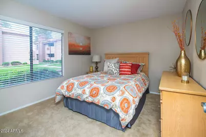 242 S Beck Avenue #1, Tempe, AZ 85281 - Photo 3