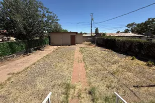 851 E 9th St, Douglas, AZ 85607 - Photo 21