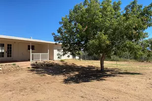 22875 W Cactus Wren Ln, Congress, AZ 85332 - Photo 7