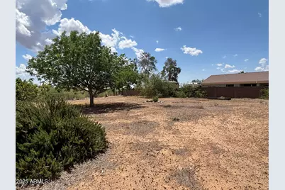 22875 W Cactus Wren Lane, Congress, AZ 85332 - Photo 9