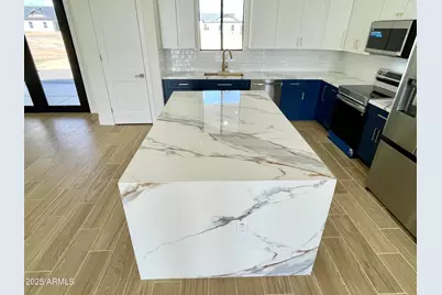 25846 W Denver Hill Drive, Wittmann, AZ 85361 - Photo 35