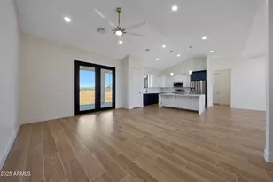 25846 W Denver Hill Dr, Wittmann, AZ 85361 - Photo 3