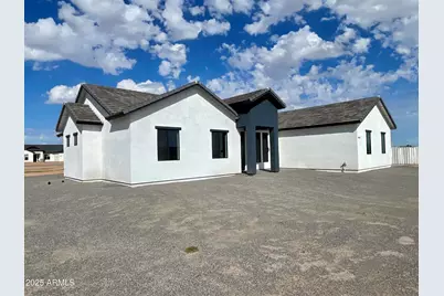 25846 W Denver Hill Drive, Wittmann, AZ 85361 - Photo 1