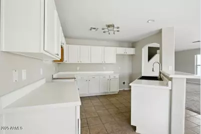 118 N 223rd Avenue, Buckeye, AZ 85326 - Photo 9