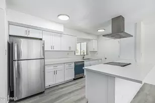 1905 E Cairo Dr, Tempe, AZ 85282 - Photo 15