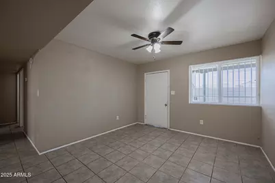1915 N 26th Place #5, Phoenix, AZ 85008 - Photo 5
