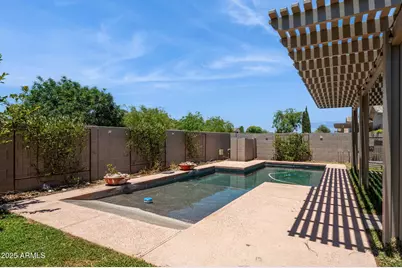 20226 N Madison Drive, Maricopa, AZ 85138 - Photo 35