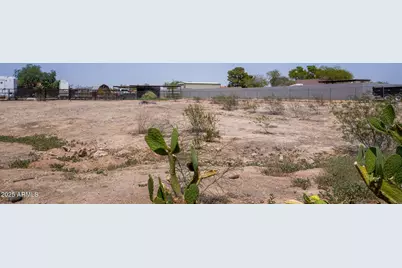 23332 W Watkins Street, Buckeye, AZ 85326 - Photo 37