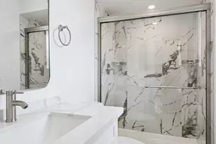 18045 N 20th Ln N, Phoenix, AZ 85023 - Photo 23