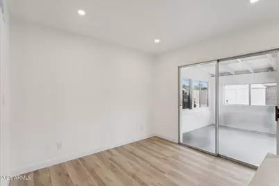 18045 N 20th Lane N, Phoenix, AZ 85023 - Photo 15