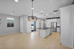 2354 W Gloria Ln, Phoenix, AZ 85085 - Photo 1