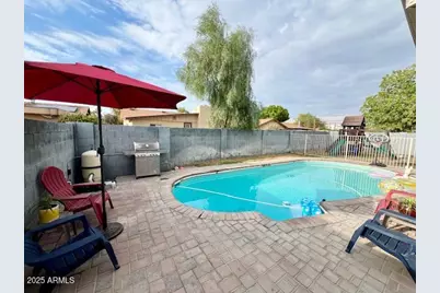 3842 W Mauna Loa Lane, Phoenix, AZ 85053 - Photo 3
