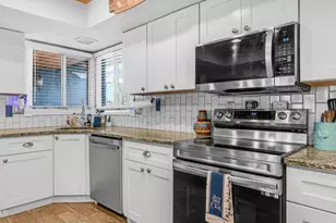 3842 W Mauna Loa Ln, Phoenix, AZ 85053 - Photo 23