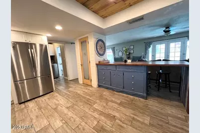 3842 W Mauna Loa Lane, Phoenix, AZ 85053 - Photo 5