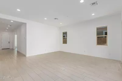 15830 W Miami Street, Goodyear, AZ 85338 - Photo 7