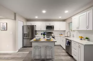 10516 W Peoria Ave, Sun City, AZ 85351 - Photo 5