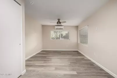 10516 W Peoria Avenue, Sun City, AZ 85351 - Photo 27