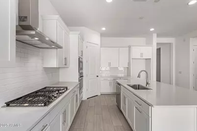 15842 W Miami Street, Goodyear, AZ 85338 - Photo 7