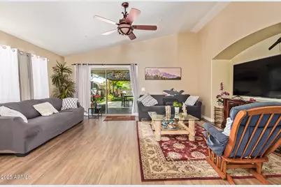 518 S 114th Avenue, Avondale, AZ 85323 - Photo 7