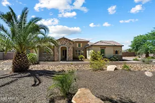 7205 W Fallen Leaf Ln, Peoria, AZ 85383 - Photo 1