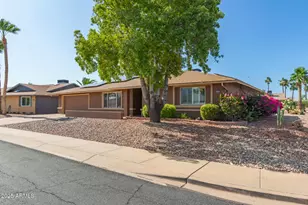 12402 W Ginger Dr, Sun City West, AZ 85375 - Photo 3