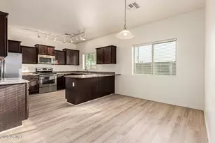 10225 W Camelback Rd, Phoenix, AZ 85037 - Photo 11