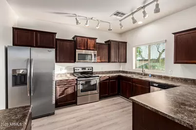 10225 W Camelback Road #33, Phoenix, AZ 85037 - Photo 35