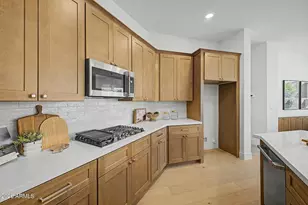 4429 E Downing Cir, Mesa, AZ 85205 - Photo 9