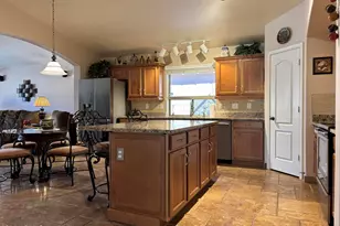 22499 N Dietz Dr, Maricopa, AZ 85138 - Photo 9