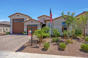 17597 W Red Fox Rd, Surprise, AZ 85387 - Photo 5