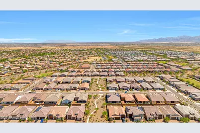 17597 W Red Fox Road, Surprise, AZ 85387 - Photo 57