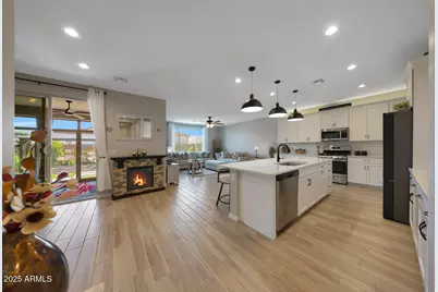 17597 W Red Fox Road, Surprise, AZ 85387 - Photo 13