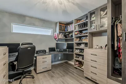 8137 E Indian School Road, Scottsdale, AZ 85251 - Photo 23