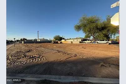 2002 E Whitton Avenue #32, Phoenix, AZ 85016 - Photo 5