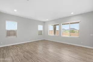 25127 N 75th Ln, Peoria, AZ 85383 - Photo 9