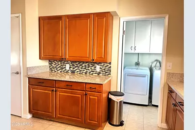 10726 W Kelso Drive, Sun City, AZ 85351 - Photo 9