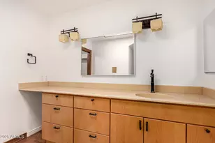 8606 S Dorsey Ln, Tempe, AZ 85284 - Photo 25