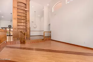 8606 S Dorsey Ln, Tempe, AZ 85284 - Photo 9