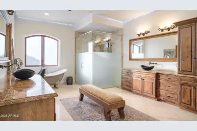 9300 N 58th Street, Paradise Valley, AZ 85253 - Photo 15