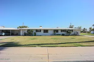 10307 W Oakmont Dr, Sun City, AZ 85351 - Photo 1