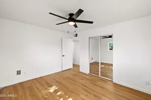 2201 N 29th Pl, Phoenix, AZ 85008 - Photo 19