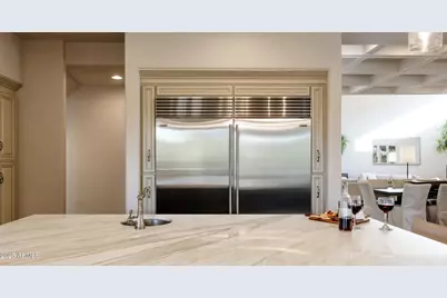 5718 N 54th Street, Paradise Valley, AZ 85253 - Photo 13