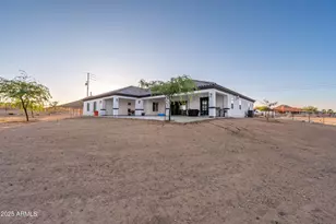 8017 S 143rd Ave, Goodyear, AZ 85338 - Photo 11