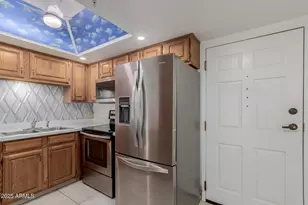 10330 W Thunderbird Blvd, Sun City, AZ 85351 - Photo 3