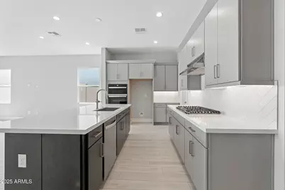 17629 W Middlebury Street, Surprise, AZ 85388 - Photo 9