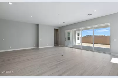 17629 W Middlebury Street, Surprise, AZ 85388 - Photo 13