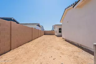 17633 W Middlebury St, Surprise, AZ 85388 - Photo 35